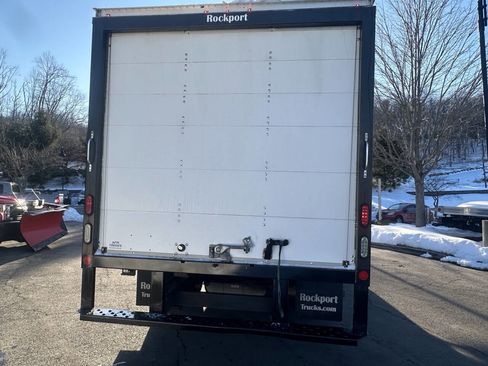 Used 2016 Ford E-350 and Econoline 350 Super Duty image 7