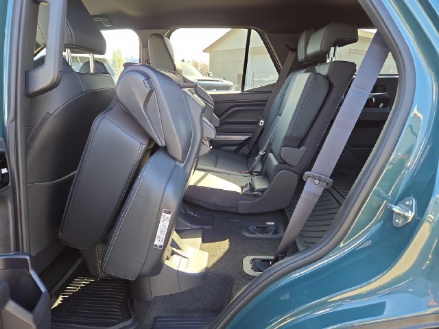 Used 2025 Toyota 4Runner TRD Off-Road Premium AWD/4WD image 30