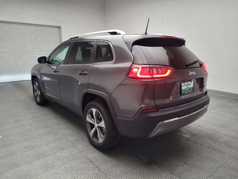 Used 2019 Jeep Cherokee Limited image 5