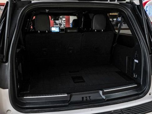 Used 2021 Lincoln Navigator L Reserve w/ Luxury Package image 48