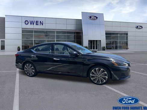 Used 2023 Nissan Altima 2.5 SL FWD image 3