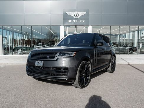 Used 2023 Land Rover Range Rover SV image 1