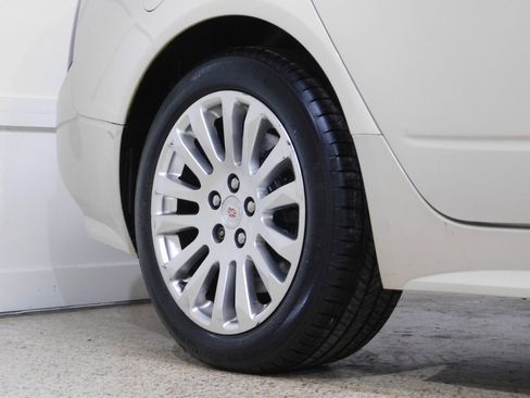 Used 2010 Cadillac CTS Performance image 7