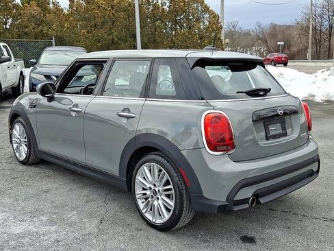 Used 2022 MINI Cooper 4-Door Hardtop image 5