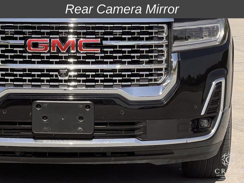 Used 2022 GMC Acadia Denali w/ Denali Technology Package FWD image 9