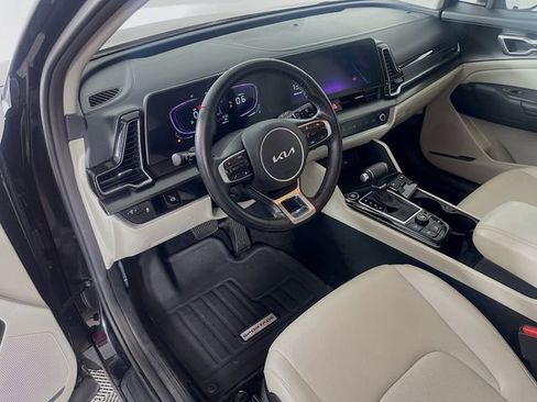 Used 2024 Kia Sportage EX image 10