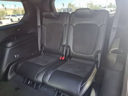 Used 2024 Jeep Grand Cherokee L Altitude AWD/4WD image 17