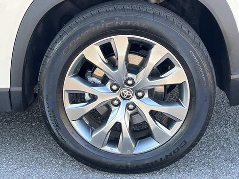 Used 2024 Toyota Grand Highlander Limited image 11