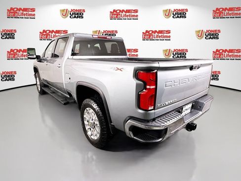 Used 2025 Chevrolet Silverado 2500 LTZ w/ LTZ Convenience Package AWD/4WD image 2