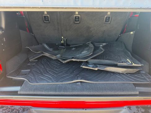 Used 2018 Jeep Wrangler Unlimited Sport S AWD/4WD image 22