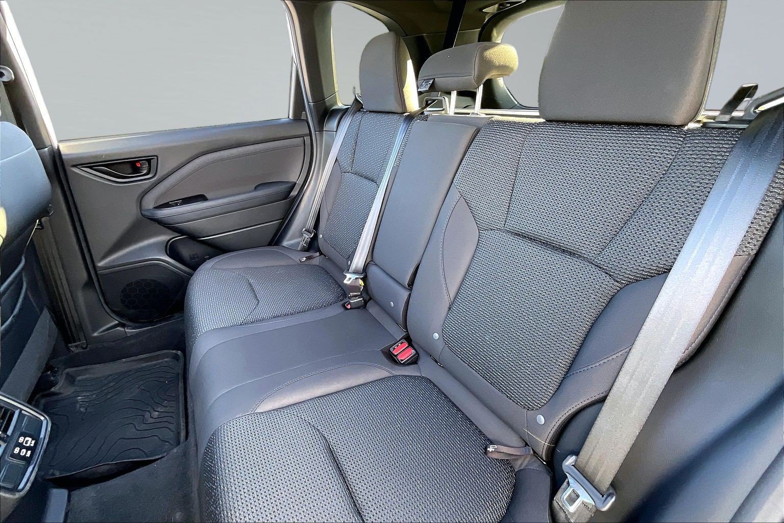 Used 2026 Subaru Forester Premium AWD/4WD image 27