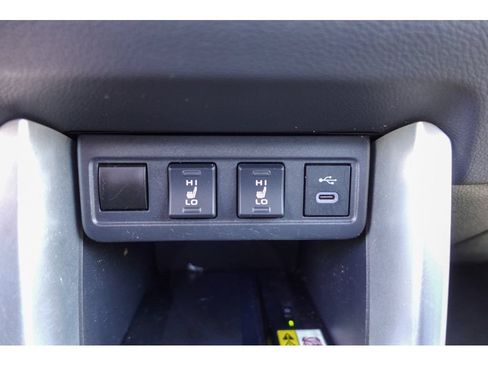 Certified 2023 Toyota Corolla Cross XLE FWD image 25