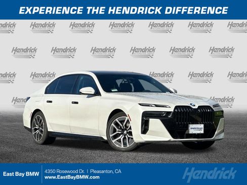 Certified 2023 BMW 740i image 1