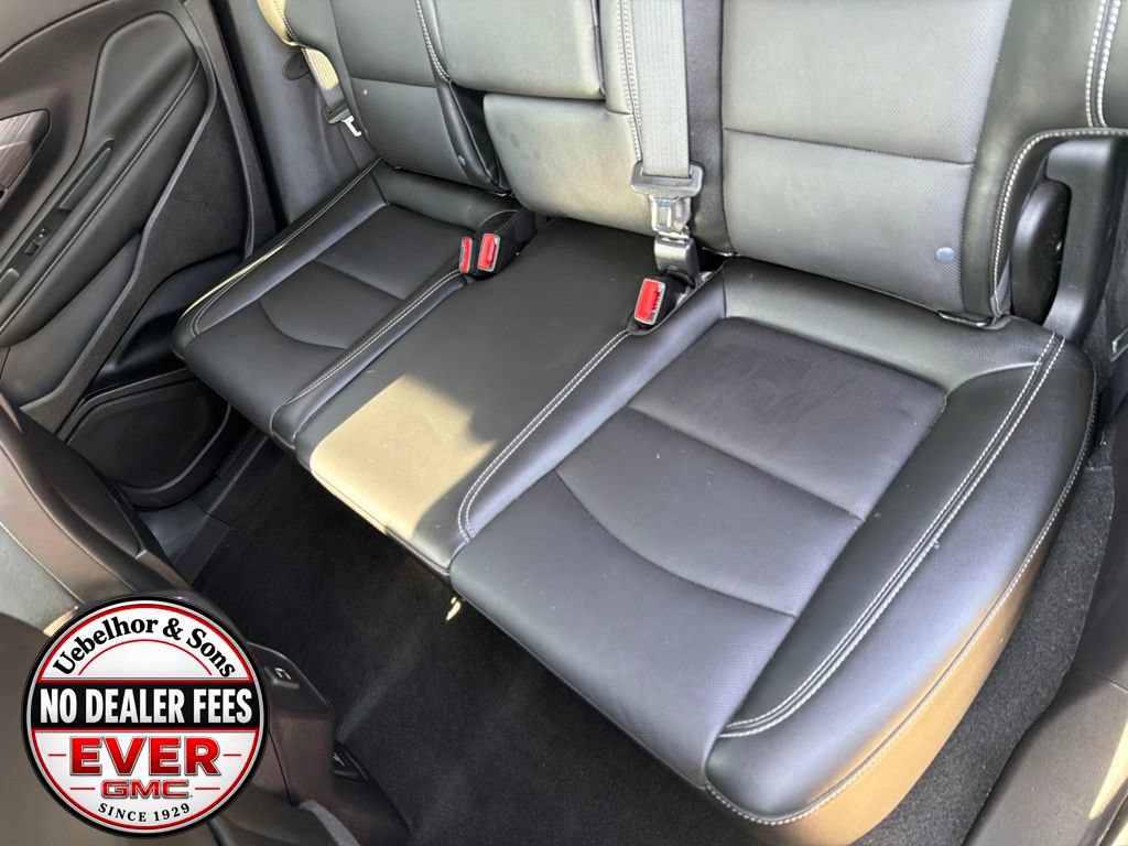 Used 2024 GMC Terrain SLT AWD/4WD image 18