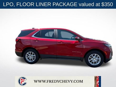 Used 2024 Chevrolet Equinox LT w/ LPO, Floor Liner Package FWD image 4