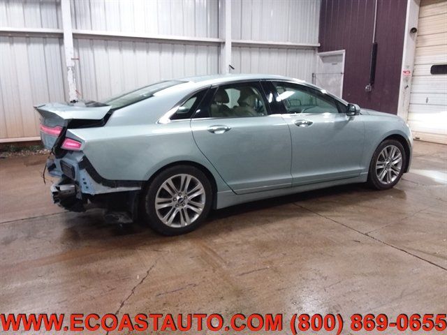 Used 2014 Lincoln MKZ Hybrid FWD image 2