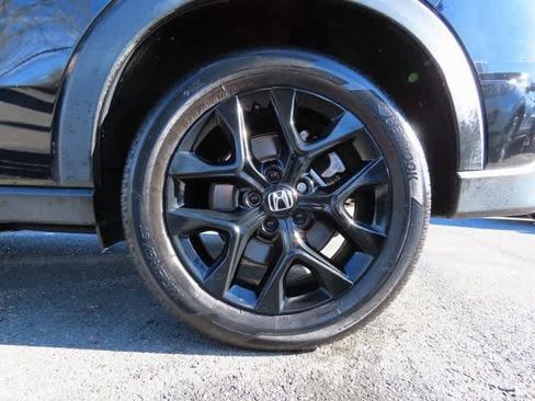 Certified 2023 Honda HR-V Sport image 10