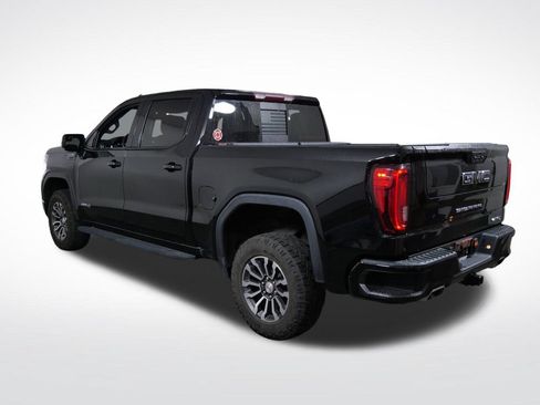 Used 2022 GMC Sierra 1500 AT4 w/ AT4 Preferred Package AWD/4WD image 7