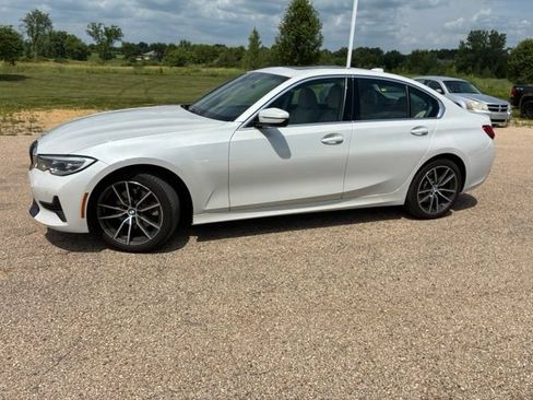 Used 2022 BMW 330i xDrive Sedan w/ Premium Package 2 AWD/4WD image 1
