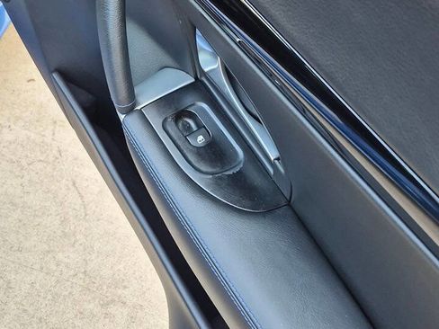 Used 2017 Maserati GranTurismo Sport RWD image 73