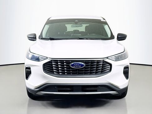 Used 2023 Ford Escape Active w/ Cold Weather Package FWD image 2