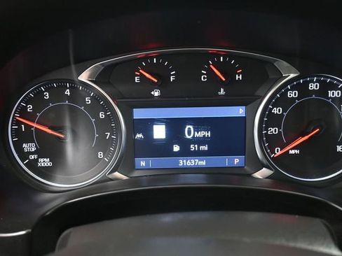 Used 2023 GMC Terrain SLE w/ Driver Convenience Package image 9