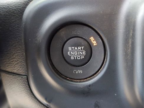 Used 2022 Jeep Gladiator Rubicon w/ LED Lighting Group image 21