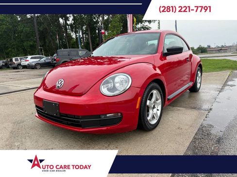 Used 2015 Volkswagen Beetle 1.8T FWD image 1