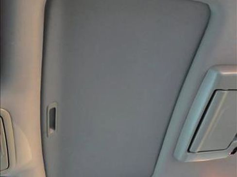 Used 2024 Honda Odyssey Touring image 16