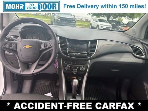 Used 2022 Chevrolet Trax LT FWD image 33