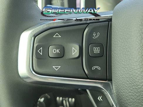 Used 2026 RAM 1500 Laramie AWD/4WD image 9