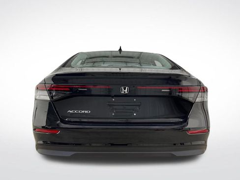 Used 2026 Honda Accord SE image 4