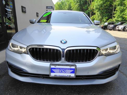 Used 2018 BMW 530i xDrive AWD/4WD image 2