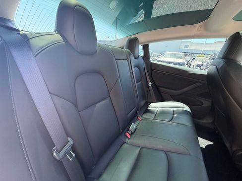 Used 2019 Tesla Model 3 Long Range AWD/4WD image 18