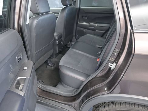 Used 2024 Mitsubishi Outlander Sport AWD image 16