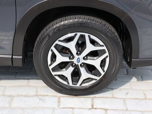 Certified 2023 Subaru Forester Premium AWD/4WD image 57