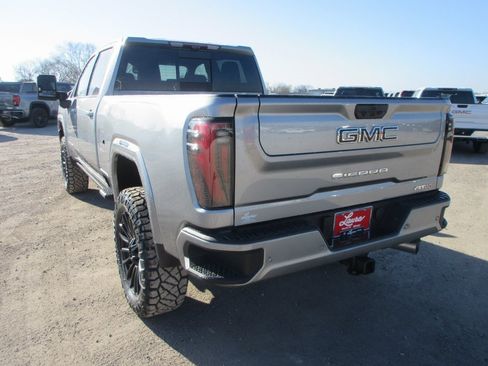 New 2026 GMC Sierra 2500 AT4 w/ AT4 Premium Plus Package image 11