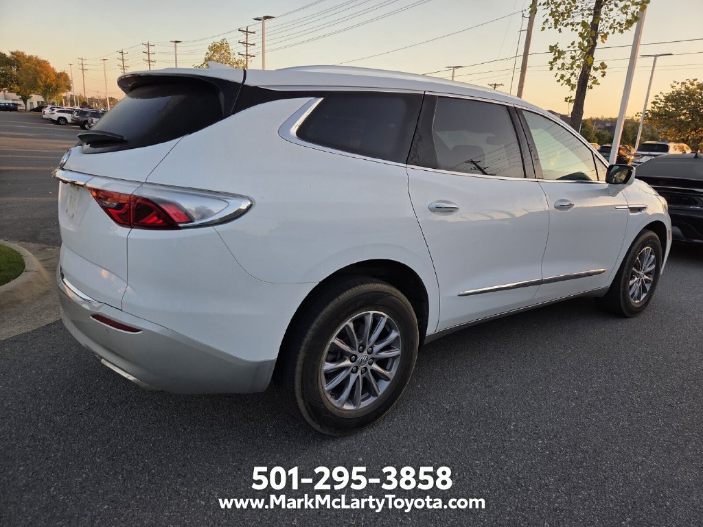 Used 2023 Buick Enclave Essence FWD image 4