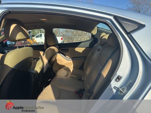 Used 2012 Hyundai Elantra Limited w/ Technology Pkg 5 image 8