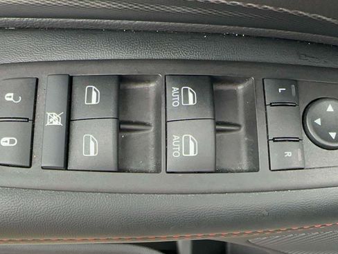 Used 2025 Dodge Durango GT AWD/4WD image 14