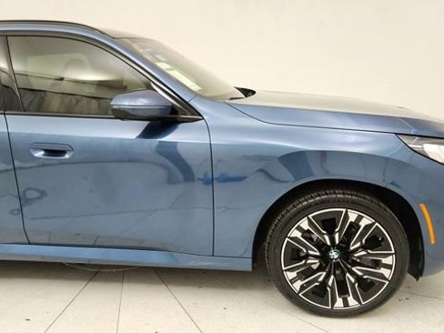 Used 2025 BMW X3 xDrive30i w/ Premium Package image 7