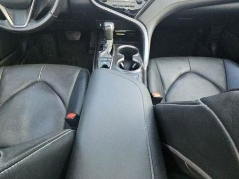 Used 2022 Toyota Camry XSE image 33