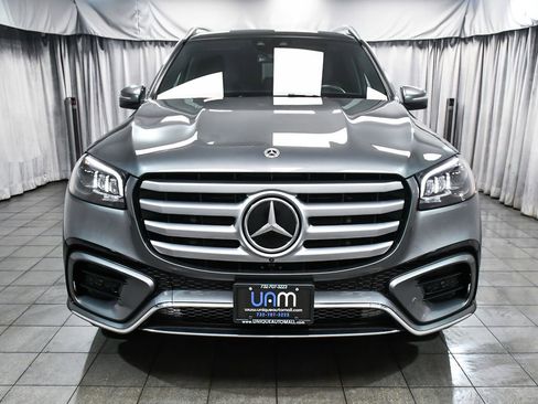 Used 2025 Mercedes-Benz GLS 450 4MATIC image 2