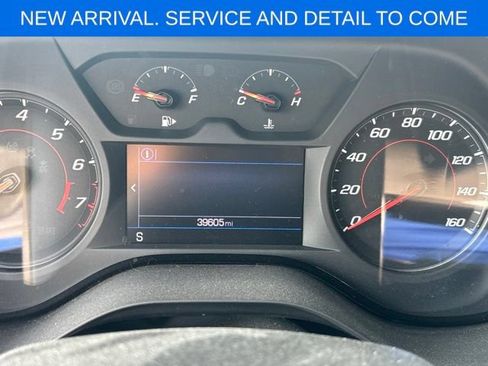 Used 2022 Chevrolet Camaro LT w/ RS Package RWD image 11