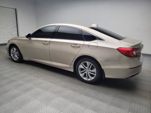 Used 2018 Honda Accord LX image 3