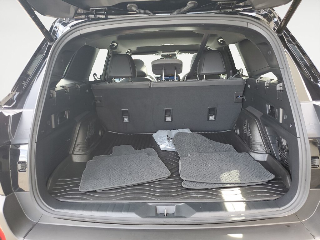 Certified 2026 Subaru Outback Limited AWD/4WD image 16