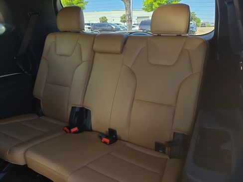 Used 2022 Kia Telluride SX w/ Nightfall Edition Package image 12