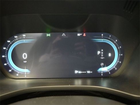 Used 2023 Volvo XC60 B6 Ultimate w/ Protection Package Premier image 27