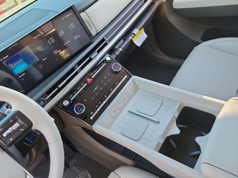 New 2026 Hyundai Santa Fe SEL FWD image 33