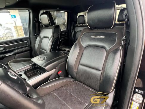 Used 2024 RAM 1500 Laramie RWD image 9